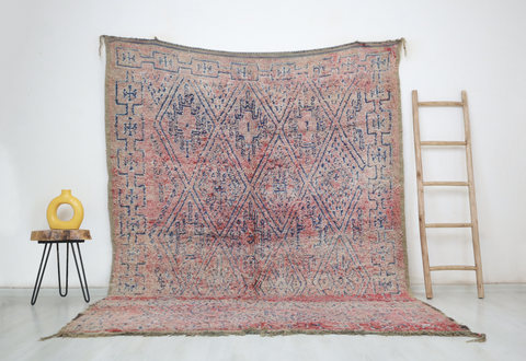 Tasnilt Vintage Moroccan Rug  7'0" x9'6"