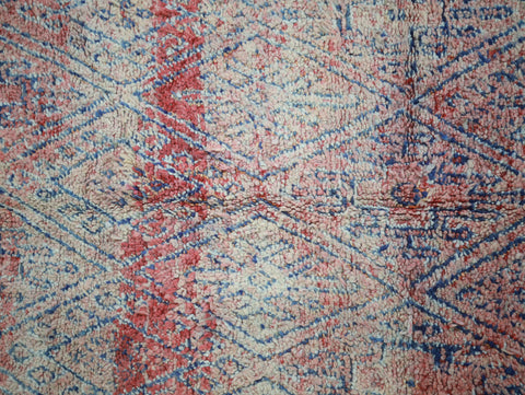 Tasnilt Vintage Moroccan Rug  7'0" x9'6"