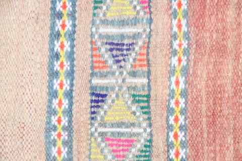 Tajdidt Moroccan pouf