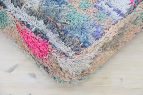 Tamurt Moroccan pouf