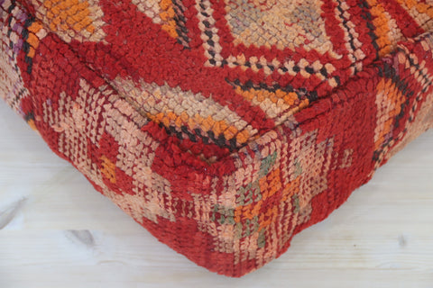 Ufuk Moroccan pouf