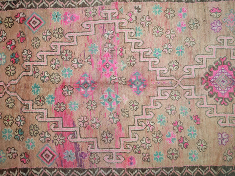 Tiylit Vintage Moroccan Rug  5'3" x10'0"