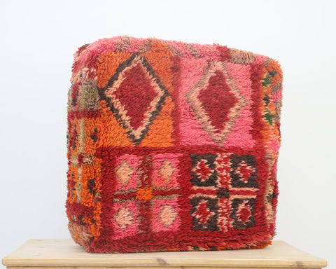 Uran Moroccan pouf