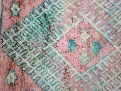 Cylia Vintage Moroccan Rug  5'7" x10'1"