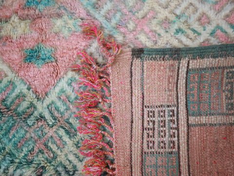 Cylia Vintage Moroccan Rug  5'7" x10'1"