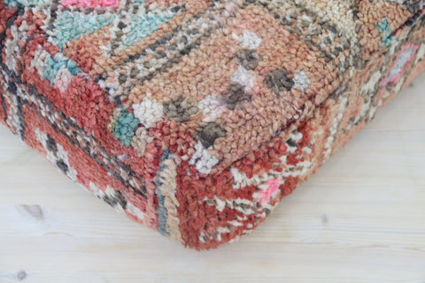 Azrayen Moroccan pouf