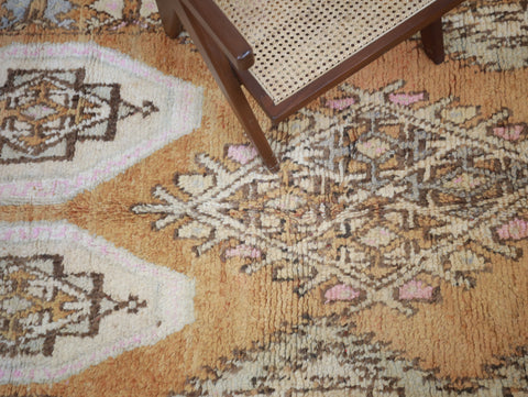Tadjra  Vintage Moroccan Rug  5'6" x12'8"