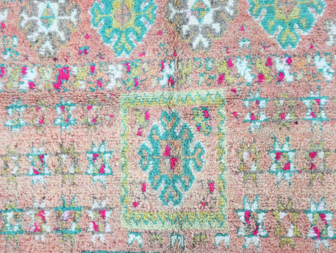 Itriwen Vintage Moroccan Rug  5'9" x 11'7"