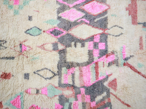 Dasura Moroccan Rug 5'0" x 8'0"
