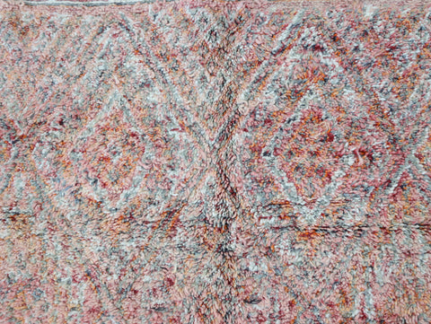 Amzun Vintage Moroccan Rug  6'8" x 10'3"