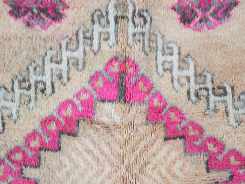 Alya Vintage Moroccan Rug  6'7" x 9'4"