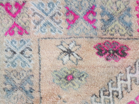 Alya Vintage Moroccan Rug  6'7" x 9'4"