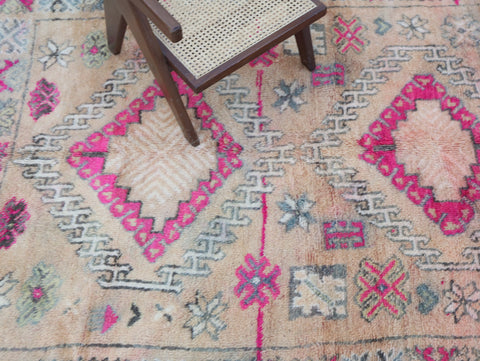 Alya Vintage Moroccan Rug  6'7" x 9'4"