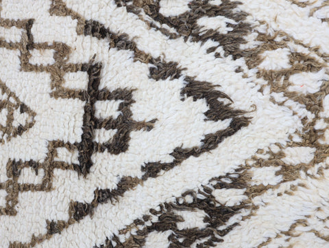 Taneyra Vintage Moroccan Rug 5'4" x 8'5"