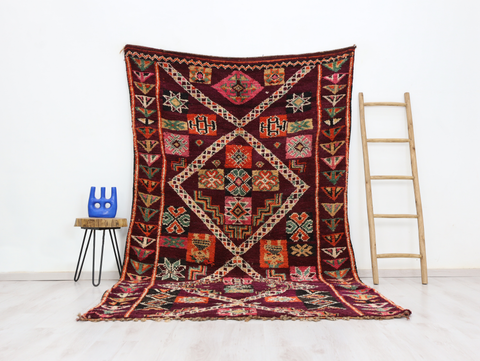 Taluft Vintage Moroccan Rug 5'7" x 9'5"