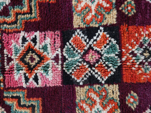 Taluft Vintage Moroccan Rug 5'7" x 9'5"