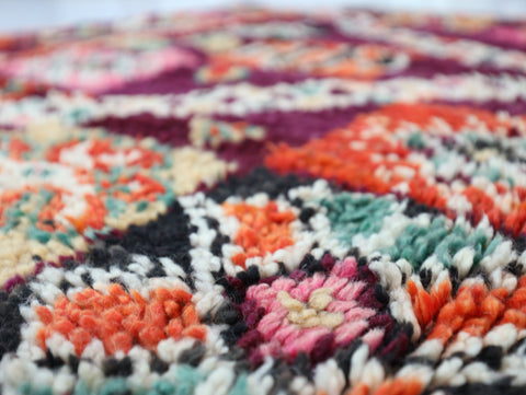 Taluft Vintage Moroccan Rug 5'7" x 9'5"