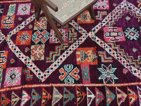 Taluft Vintage Moroccan Rug 5'7" x 9'5"