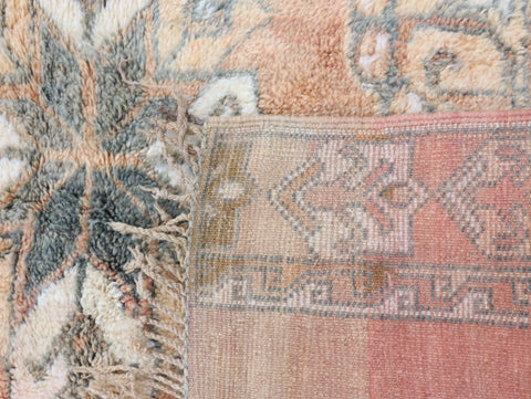 Amanar Vintage Moroccan Rug 6'7" x 9'5"