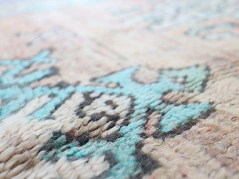 Ayen Vintage Moroccan Rug 5'5" x 8'7"