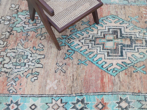 Ayen Vintage Moroccan Rug 5'5" x 8'7"