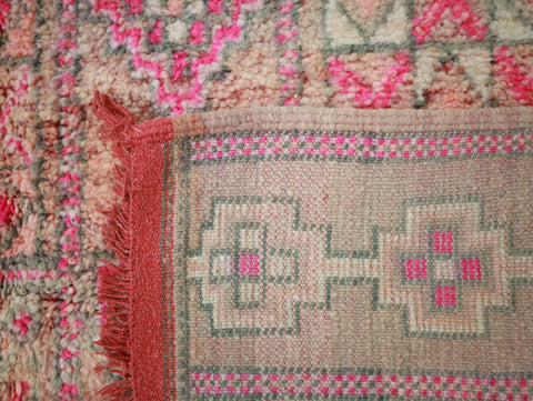 Tafoukt Vintage Moroccan Rug  6'2" x9'5"