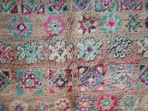 Tifawt Vintage Moroccan Rug  5'8" x9'3"
