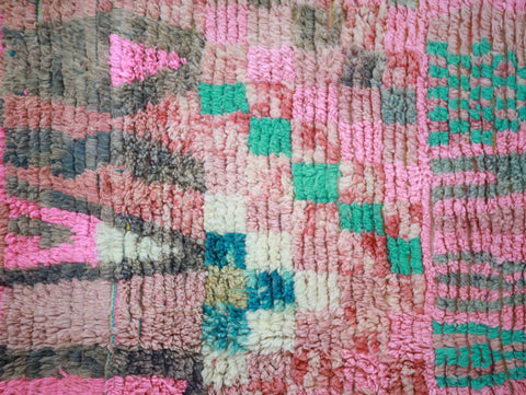 Tislim  Moroccan Rug 4'9" x 8'5"