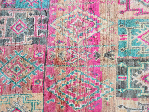 Issafen Vintage Moroccan Rug 5'9" x 10'4"