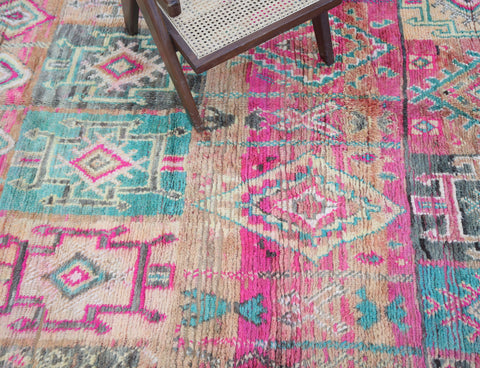 Issafen Vintage Moroccan Rug 5'9" x 10'4"