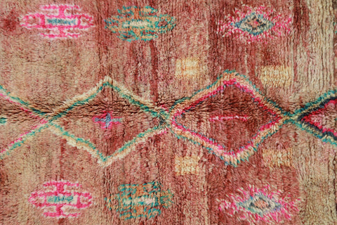 Tinireft Vintage Moroccan Rug  5'8" x9'9"