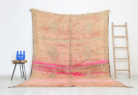 Tawrirt Vintage Moroccan Rug  6'8" x9'3"