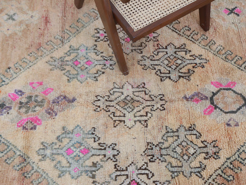 Cemlal Vintage Moroccan Rug  6'7" x10'4"