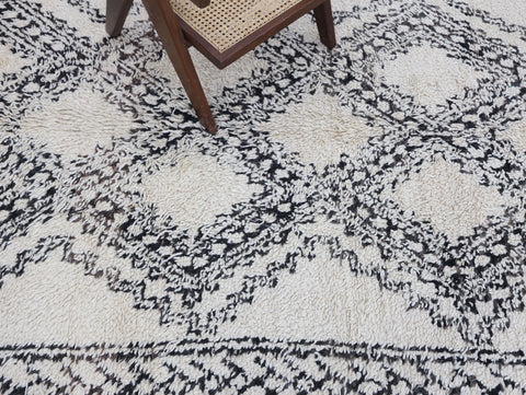 Tafukt Vintage Moroccan Rug 6'1" x 10'8"