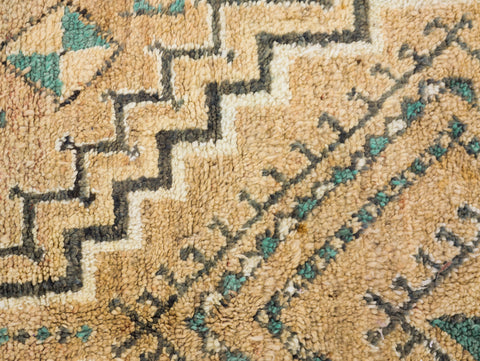 Uryan Vintage Moroccan Rug 6'4" x 10'0"