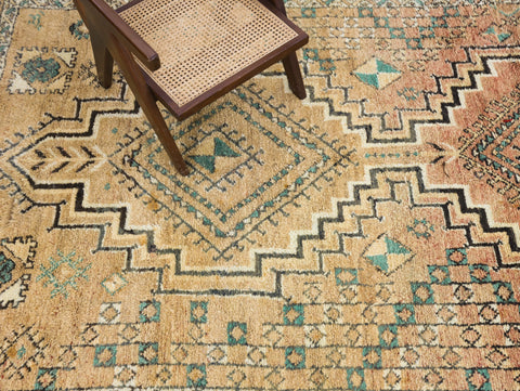 Uryan Vintage Moroccan Rug 6'4" x 10'0"