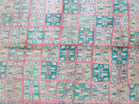 Tawenza Vintage Moroccan Rug  6'2" x10'3"