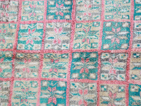Tawenza Vintage Moroccan Rug  6'2" x10'3"