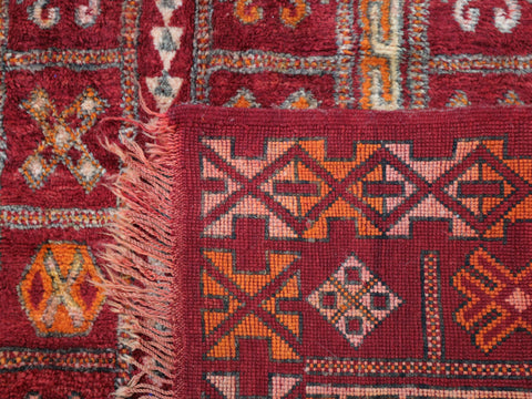 Taziri Vintage Moroccan Rug  5'6" x 10'4"