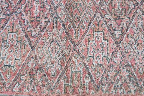 Aghilas Vintage Moroccan Rug  7'0" x9'5"