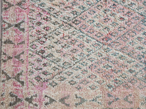 Amlas Vintage Moroccan Rug  6'0" x10'7"