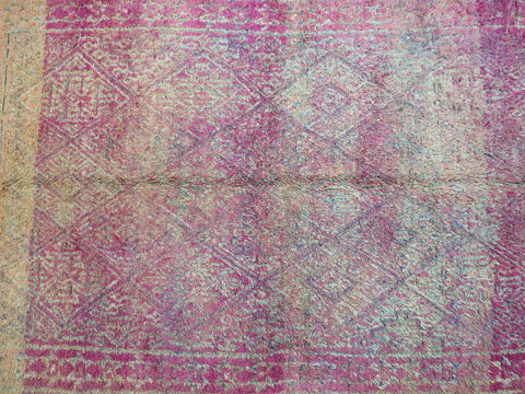 Adamamt  Vintage Moroccan Rug  6'7" x 10'1"