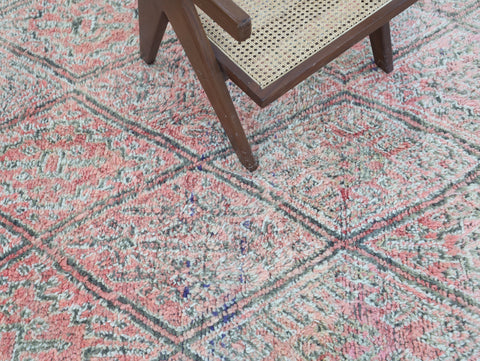 Taghzut Vintage Moroccan Rug  6'3" x9'6"