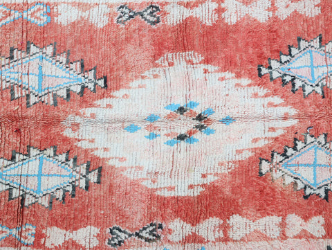 Tissefrit Vintage Moroccan Rug 5'4" x 9'3"