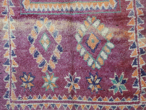 Aucheni Vintage Moroccan Rug  4'6" x9'4"