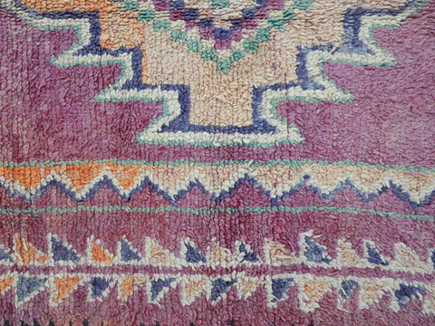 Aucheni Vintage Moroccan Rug  4'6" x9'4"