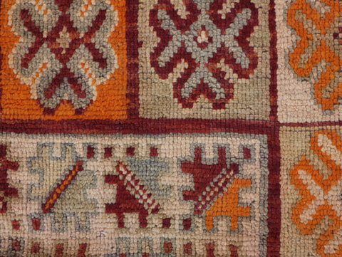 Nelia Vintage Moroccan Rug 5'9" x 9'5"