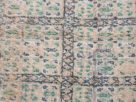 Akziz Vintage Moroccan Rug  5'8" x10'0"