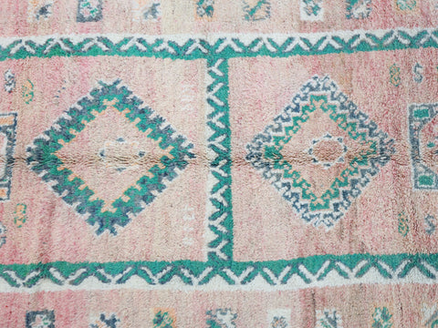 Akhamuk Vintage Moroccan Rug  5'8" x11'2"