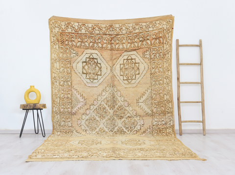 Kanissa Vintage Moroccan Rug 5'8" x10'6"